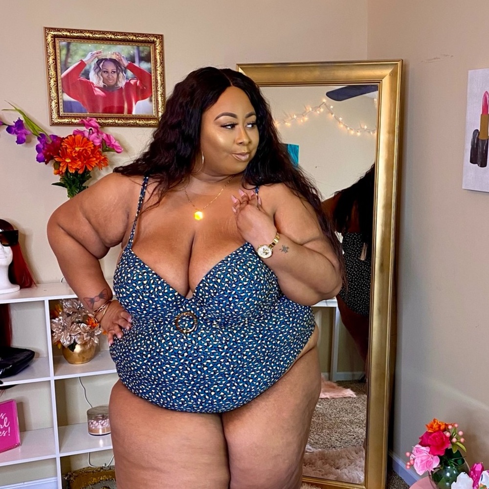 Cupshe Green Leopard Swimsuit Size 4x